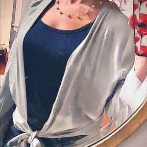 Boutique 4 season front wrapped crop top.